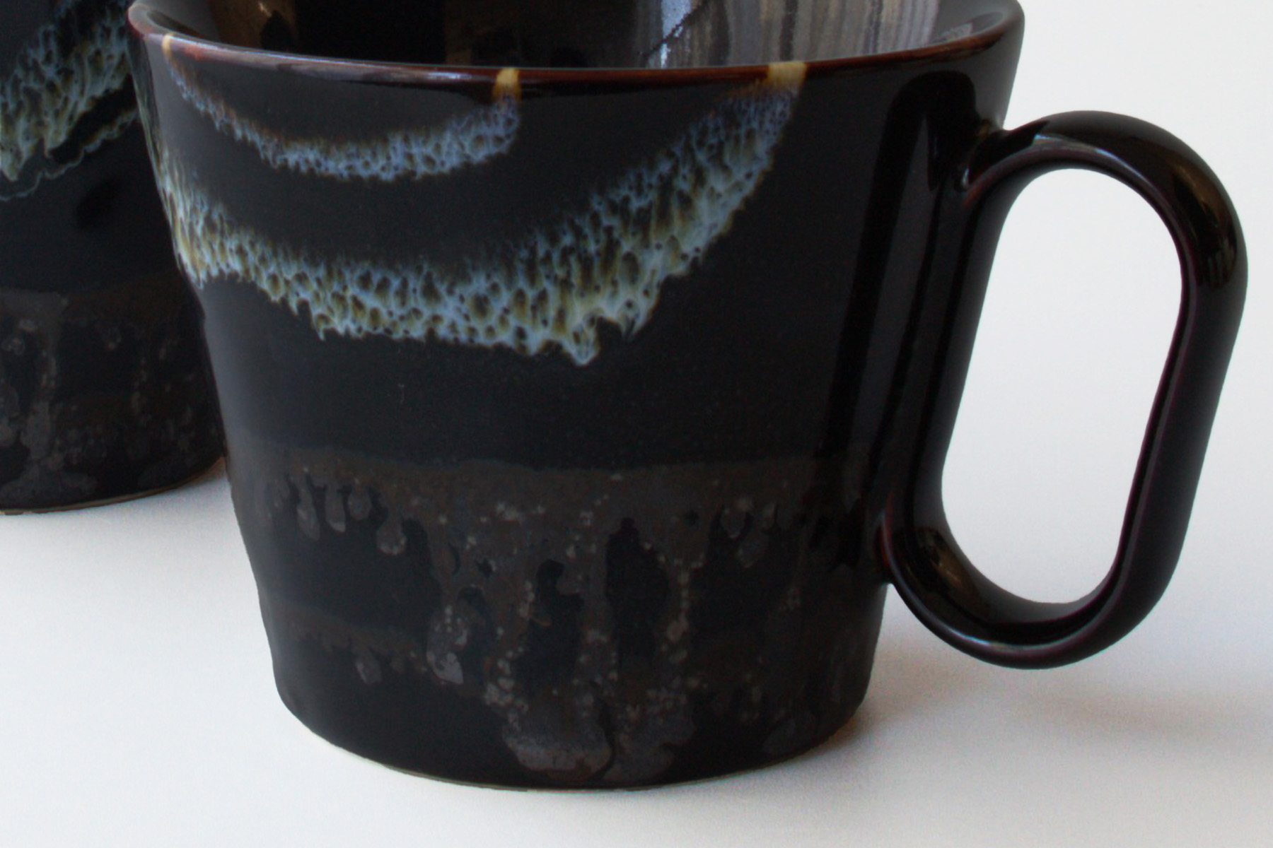 生涯を添い遂げるマグ 小峰焼 八衛門窯 ブラック